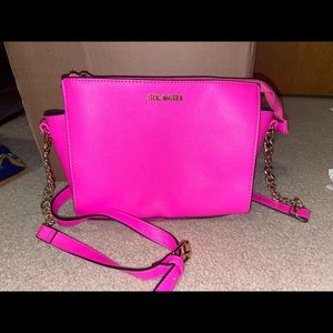 Hot pink Steve Madden crossbody